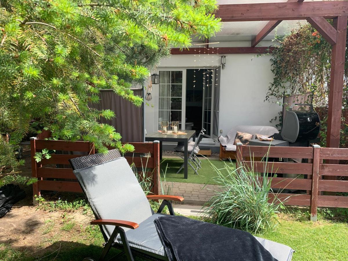 Pool & Lake Holiday Home Markkleeberg Esterno foto