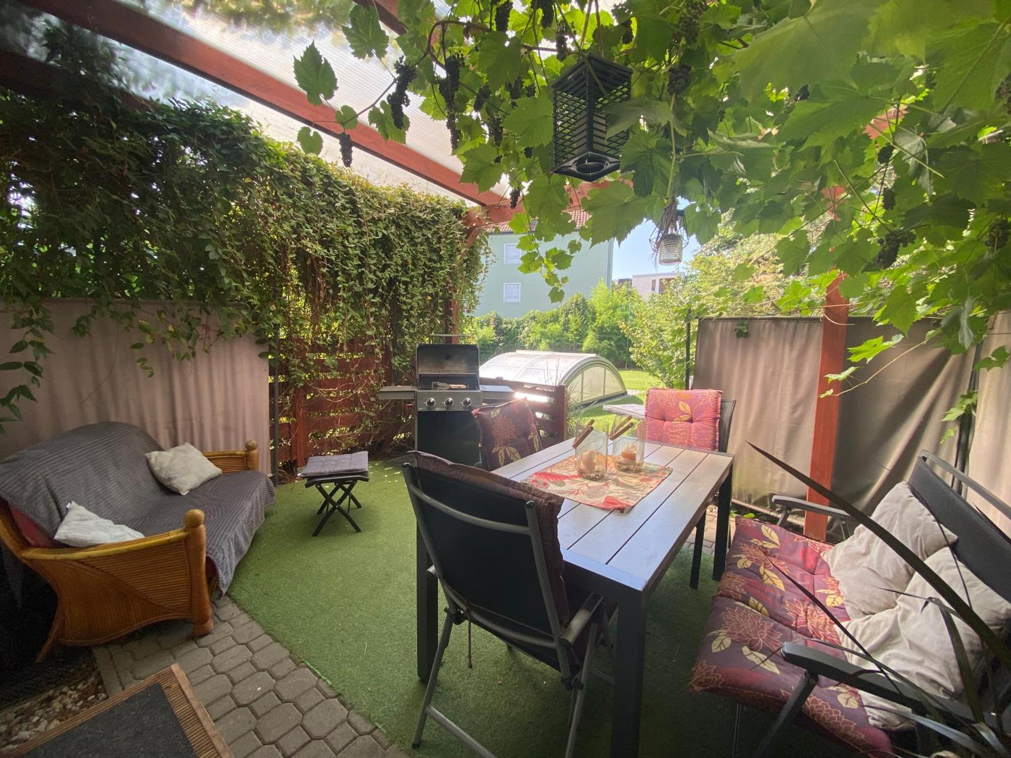 Pool & Lake Holiday Home Markkleeberg Esterno foto