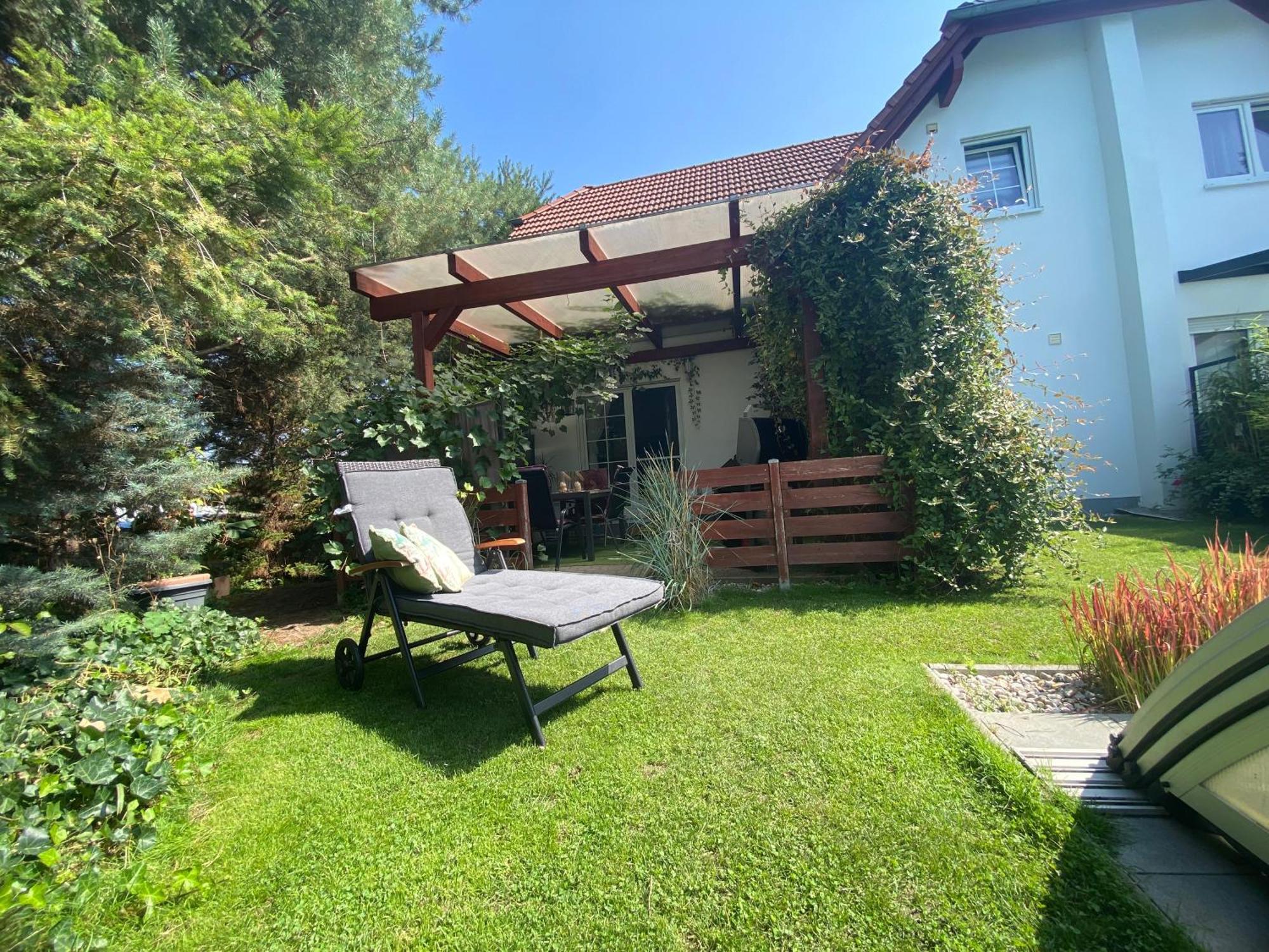 Pool & Lake Holiday Home Markkleeberg Esterno foto